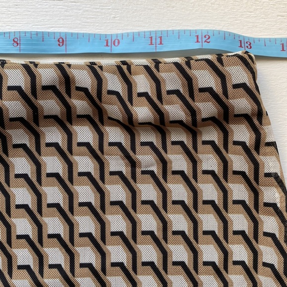 Misguided mesh cuved hem geometric print mini skirt stone Sz. 6 stretch NWT - Picture 5 of 13